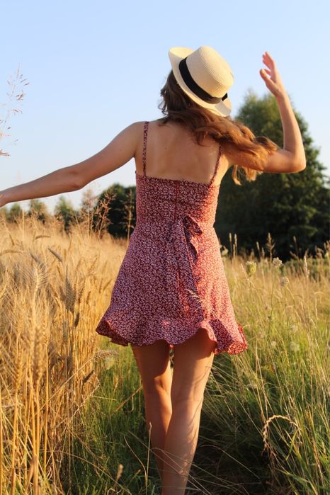 Сукня, костюм, плаття