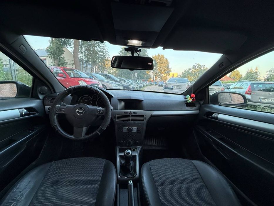 Opel Astra GTC 1.7CDTI>>Superstan>>nowyrozrząd>>zamiana