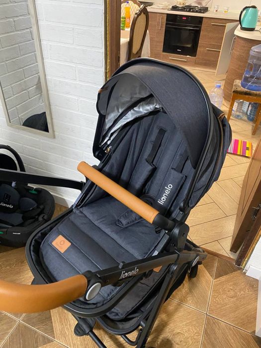 Коляска Lionelo