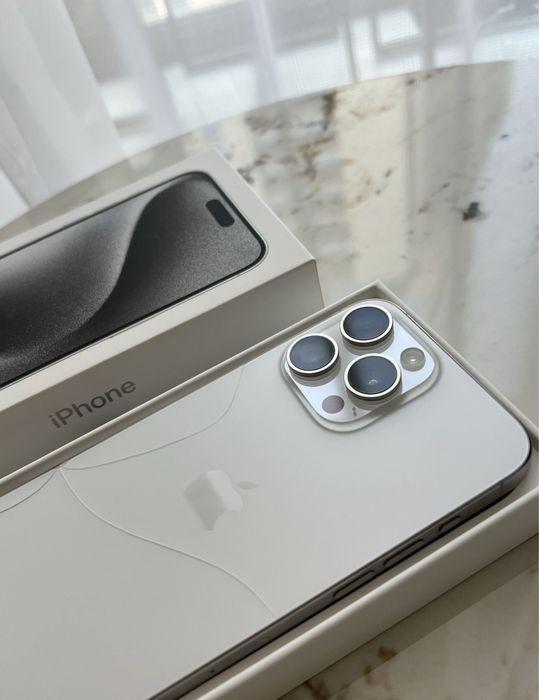 iPhone 15 Pro Max 256GB Titanium White 92%