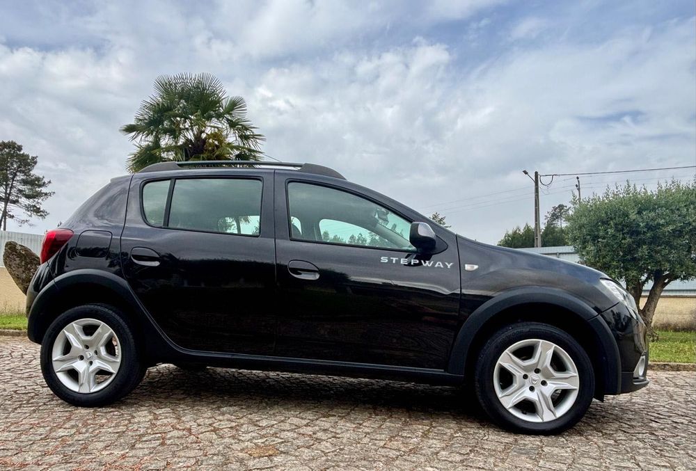 DACIA SANDERO STEPWAY 1.5DCI 90CV NACIONAL