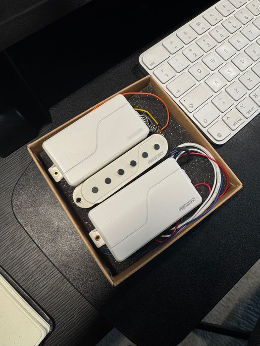 Fishman Fluence Modern humbuckers last gen (2 voices) + fishman single coil