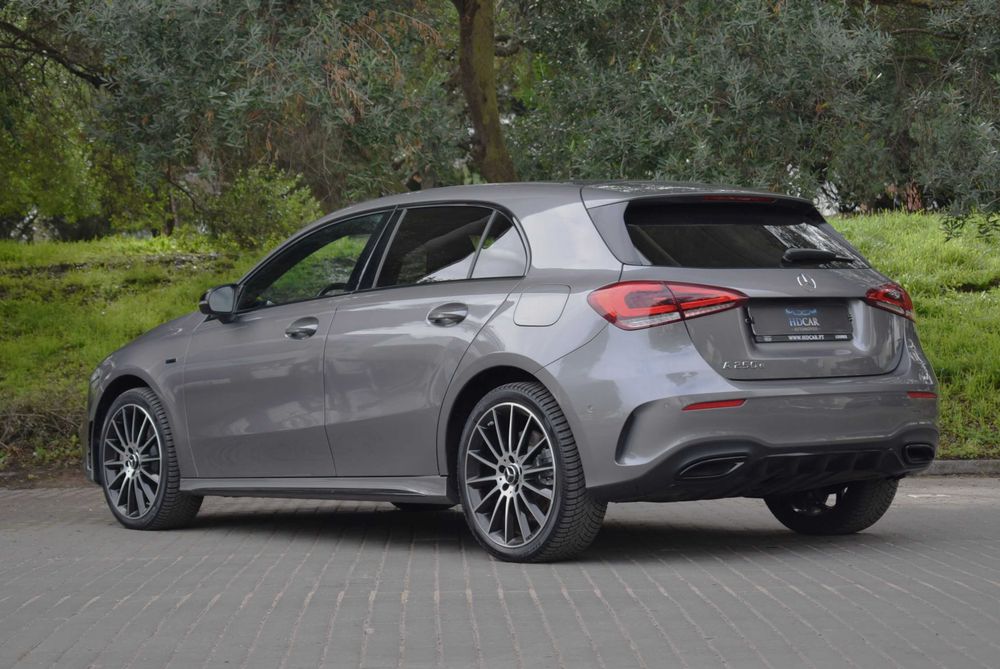 APENAS 23.500 KM # Mercedes A 250 e Edition AMG Line 218cv — photo 2