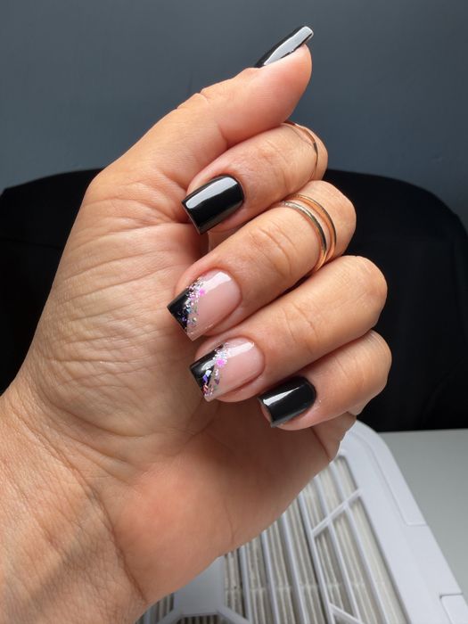 Model Casting: Nail Extension