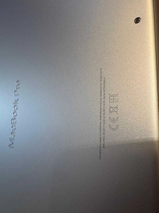 Macbook Pro M2 16GB RAM 512GB SSD A2779 Stan Idealny