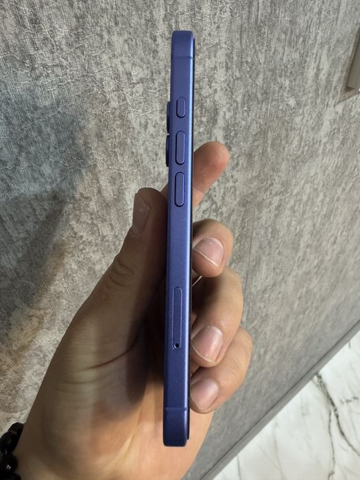 Iphone 16 128gb на запчастини