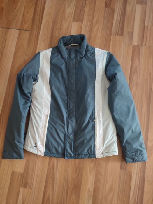 Лижний  куртка в гарному стані