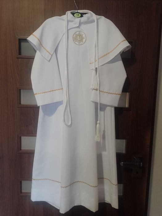 alba komunijna z pelerynką