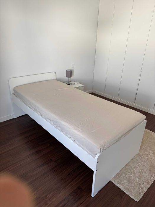 Cama infantil/juvenil SLÄKT da IKEA, completa e pronta a usar!