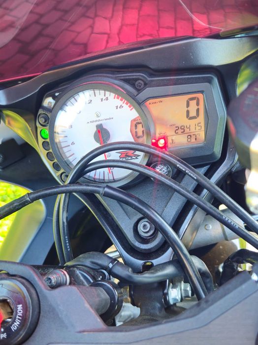 Piękne Suzuki gsxr750 150km