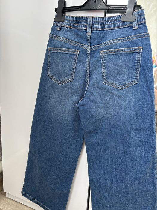 Нові широкі дитячі джинси