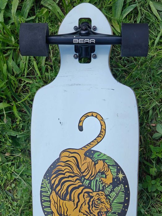 Landyachtz Battle Axe Paper Tiger - longboard