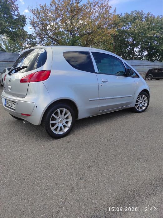Продам Mitsubishi Colt c23