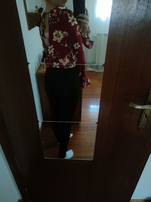 Blusa de flores nova