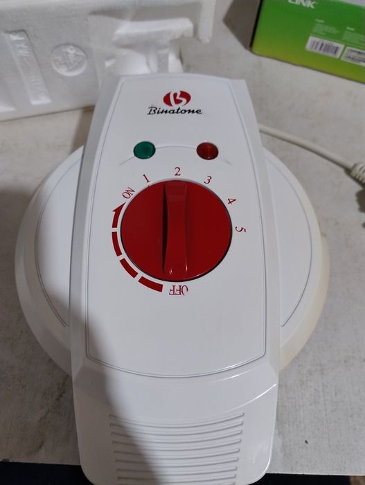 Вафельница электрическая