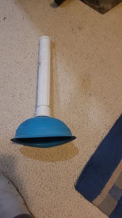 Udrażniać do zapchanego zlewu