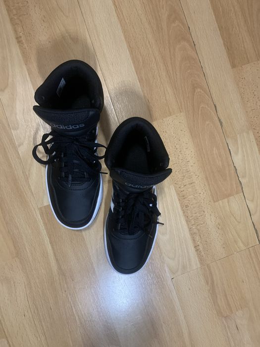 Кросівки Adidas