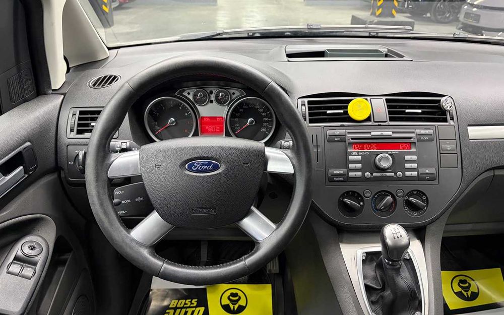 Ford C-Max 2010 року