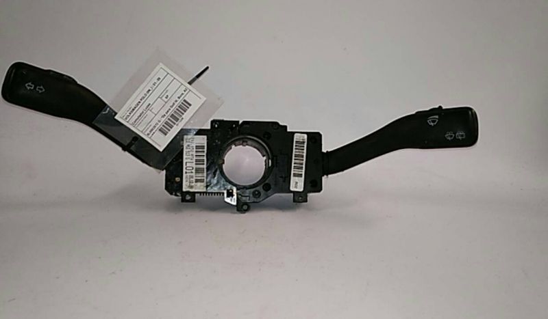 Conjunto / manetes de luzes e limpa vidros VOLKSWAGEN Polo (9N)