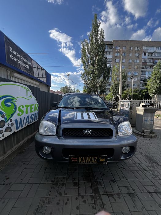 Продам машину для военых