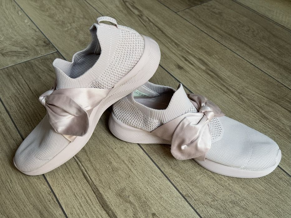Кроссовки Skechers