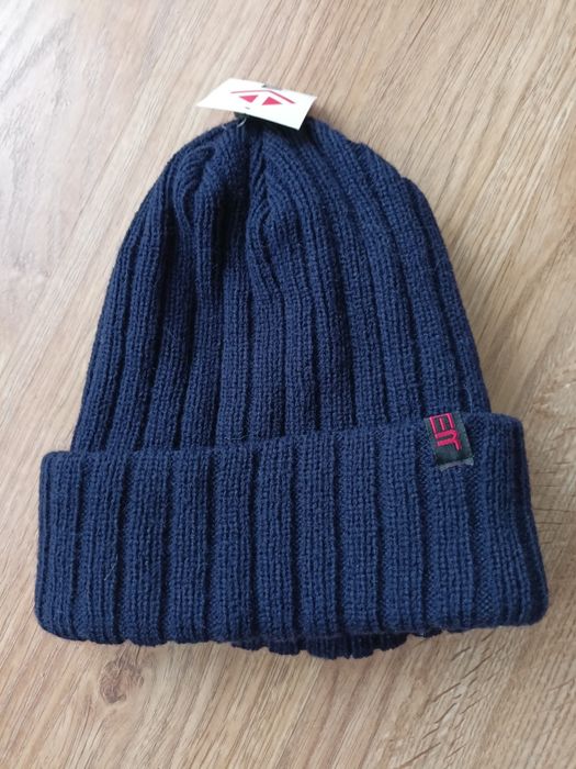 Granatowa, ciepła czapka męska