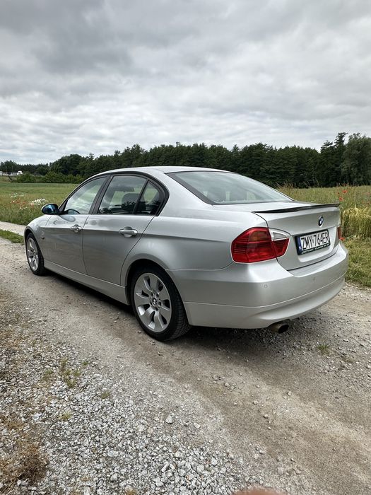Bmw e90  benzyna 6 biegow