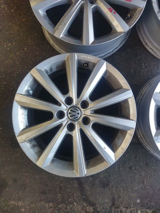 Felgi aluminiowe Volkswagen Polo 6R 5x100 6J ET45 rozmiar 16 komplet felg Polo V