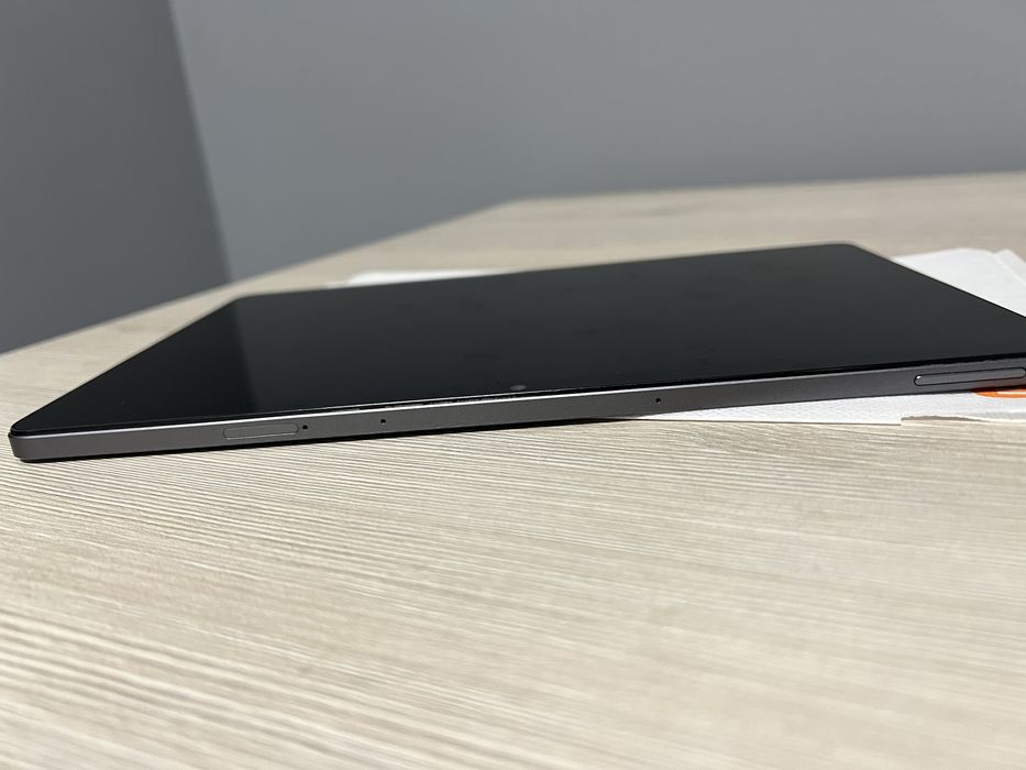 Планшет REALME Pad LTE, 10.4 діагональ, з Sim-картою! Хороший стан