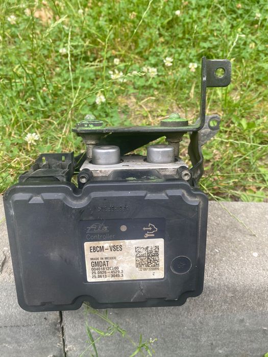 Продам блок АБС до Шевроле каптіви 2006р, автомат.