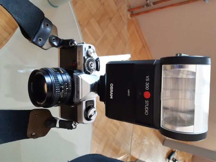 APARAT minolta XG2 z wyposażeniem (Klasyk)