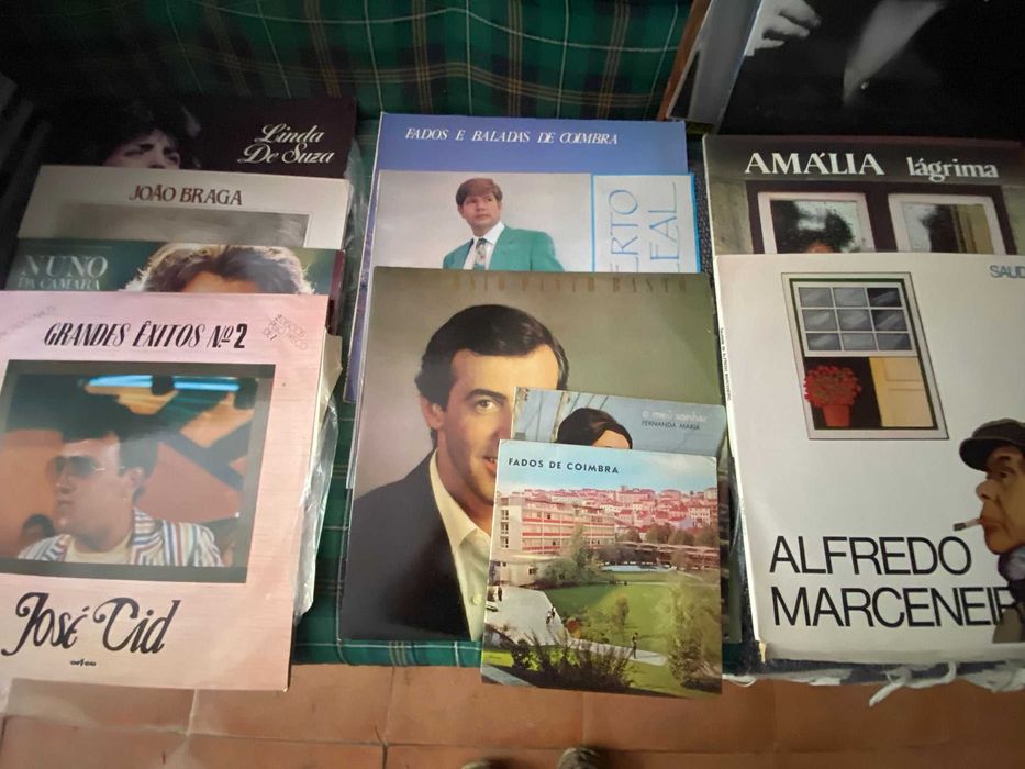 Discos Vinil LPs e Singles – Música Portuguesa e Internacional