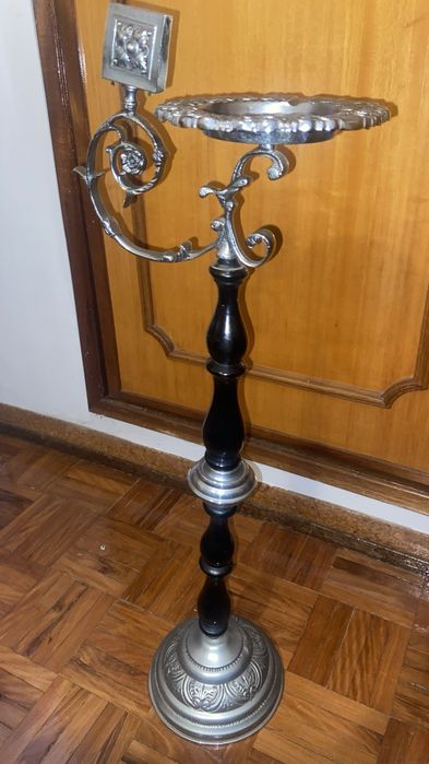 Cinzeiro de pé - antiguidade