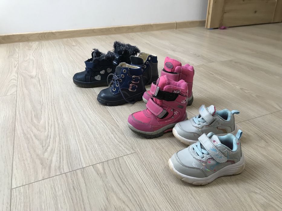 Ubranka dla dziwczynki 86