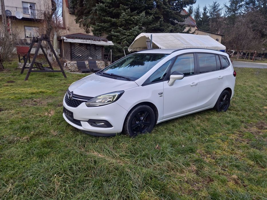 Opel Zafira C Active Lift  nowy rozrząd i łancuch wałków