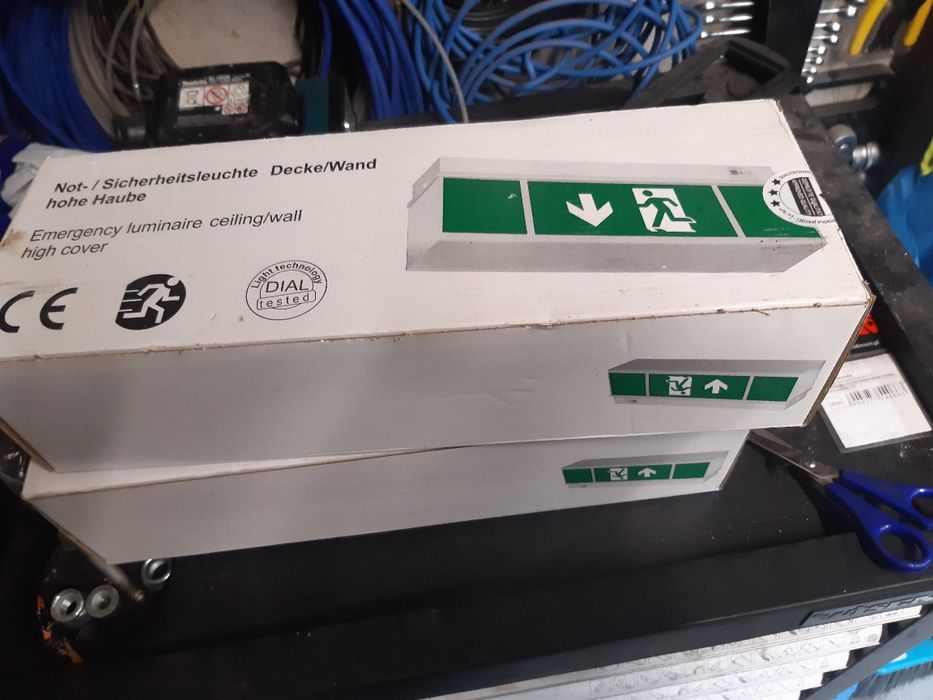 Oprawa ewakuacyjna piktogram