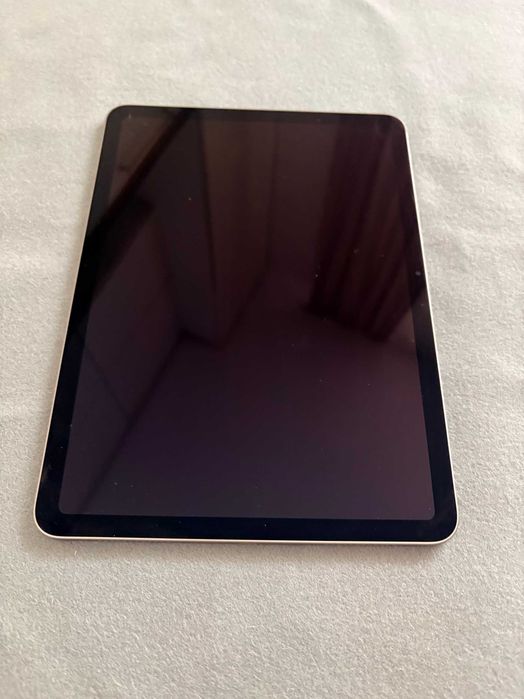 iPad Air 6 11" M2 128GB wifi szary uszkodzony iCloud