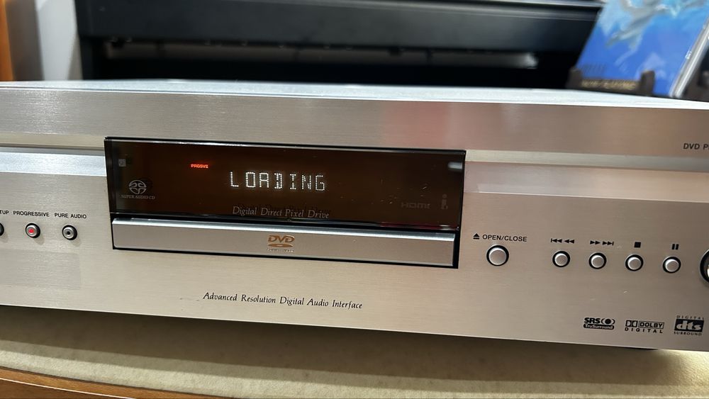 Leitor de DVD Pioneer DV-989AVi