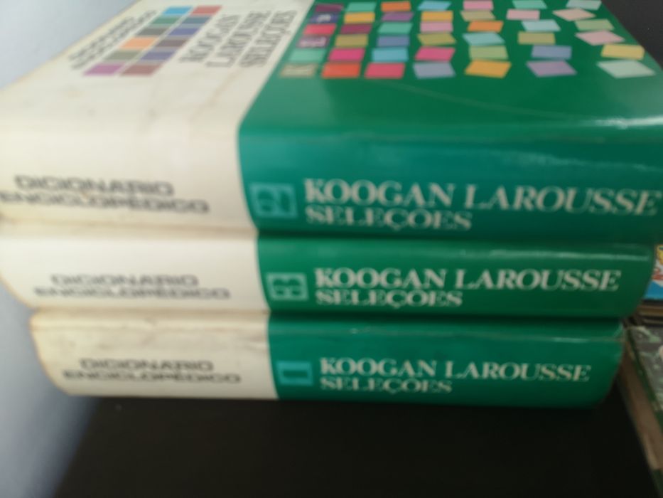 Dicionários enciclopédios