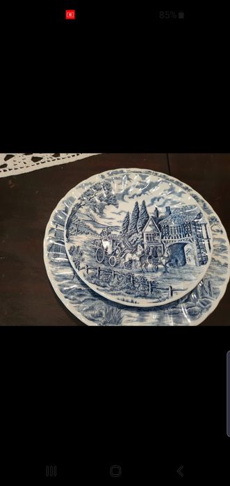 Pratos de porcelana inglesa