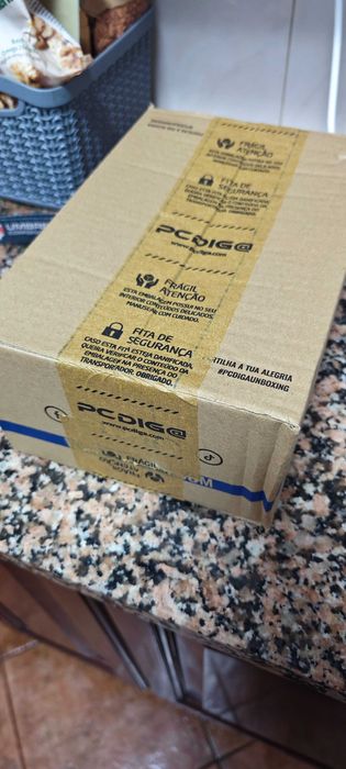 Memória RAM DDR5 CL30 6000mhz 2x16gb (32gb)Crosair Vengeance RGB Novas