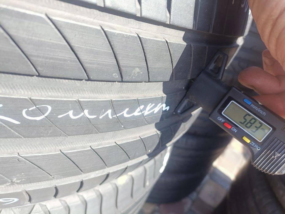 Michelin 225/55 R 17 комплект літніх шин