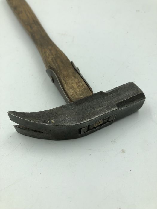 Stary młotek dekarski