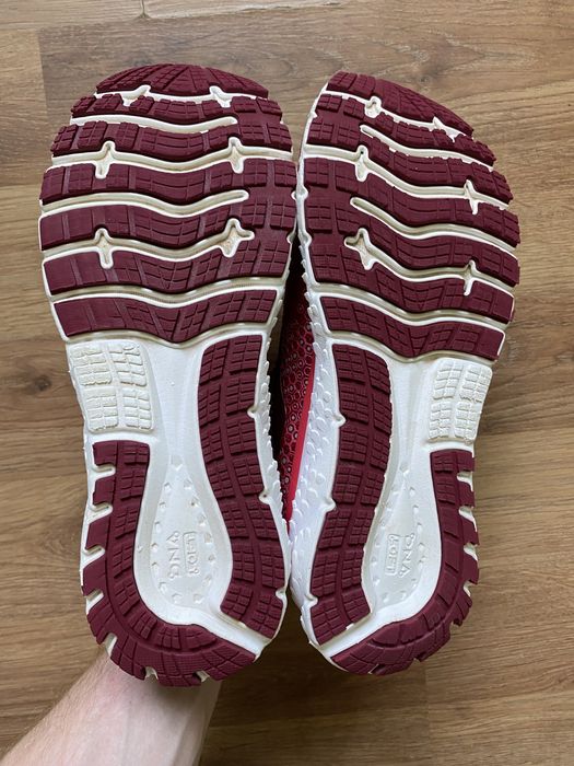 Кроссовки BROOKS GLYCERIN 17 размер 40,5 стелька 26