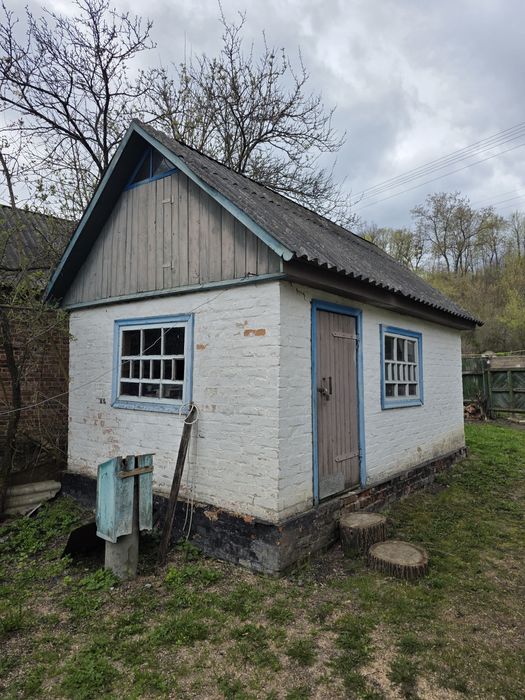 Продам будинок  з землею
