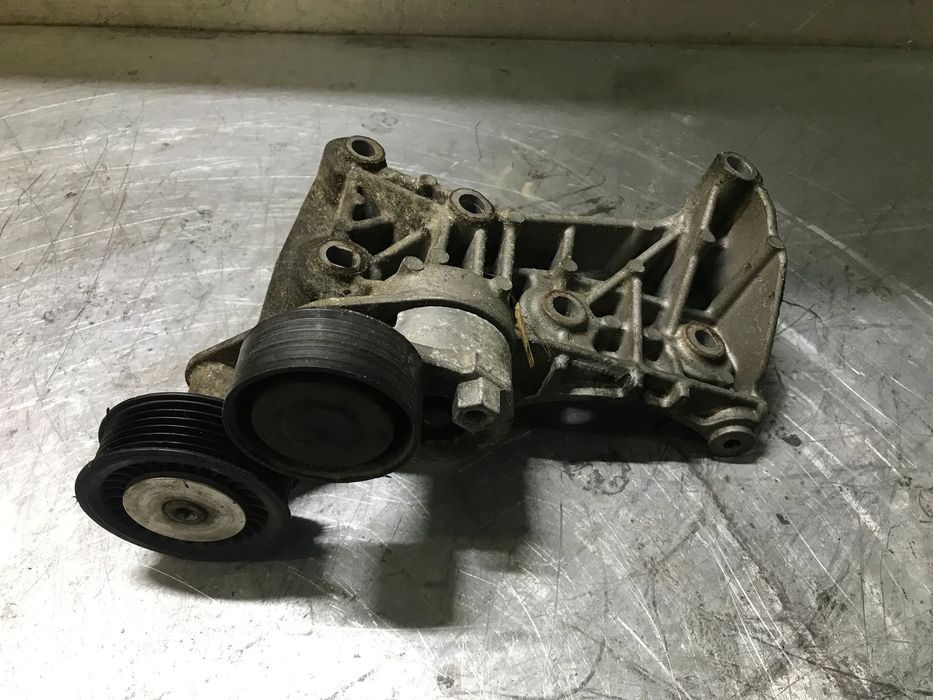 APOIO / SUPORTE DO ALTERNADOR RENAULT MEGANE III / CLIO / KANGOO