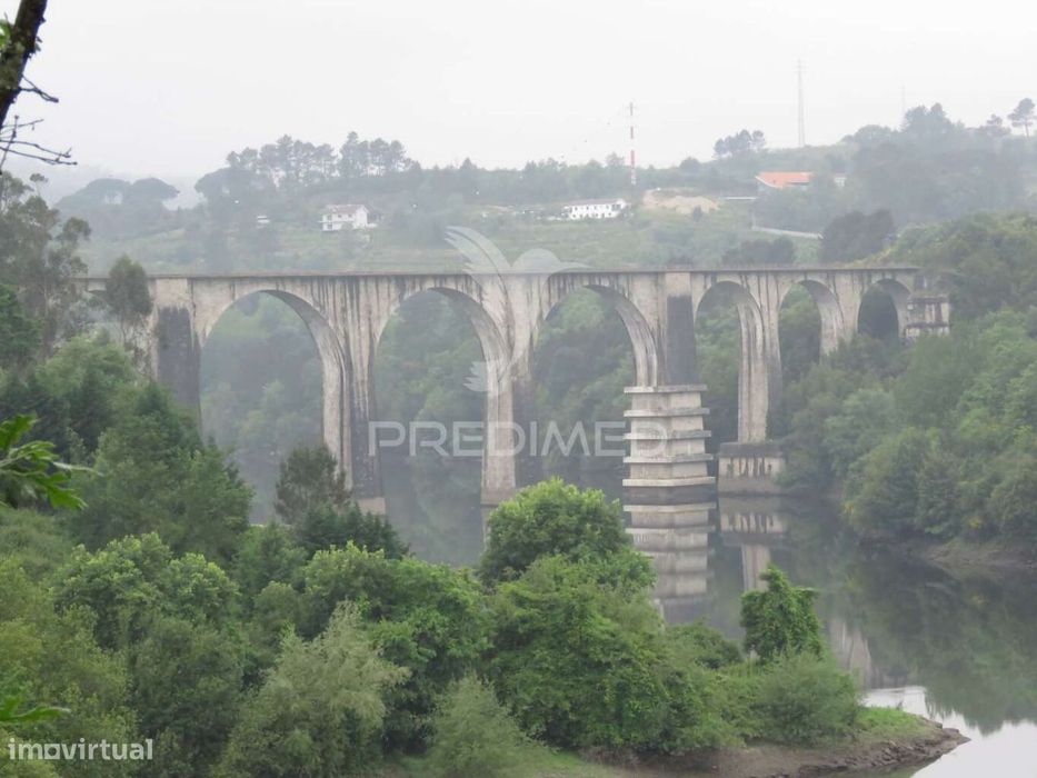 Terreno – 24.000 m²  com Frente de Rio, ancoradouro e pequena praia