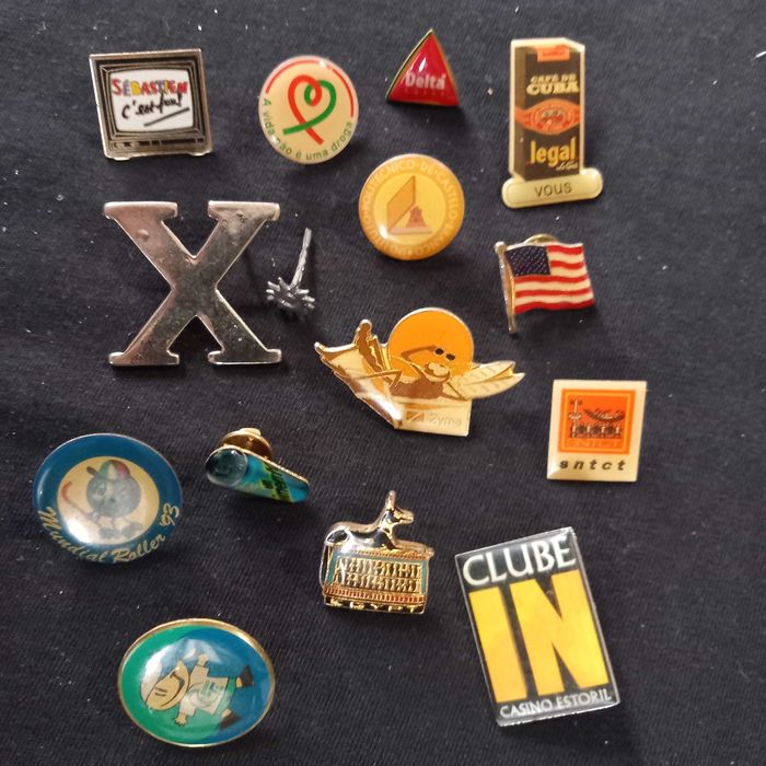 Conjunto de pins vários