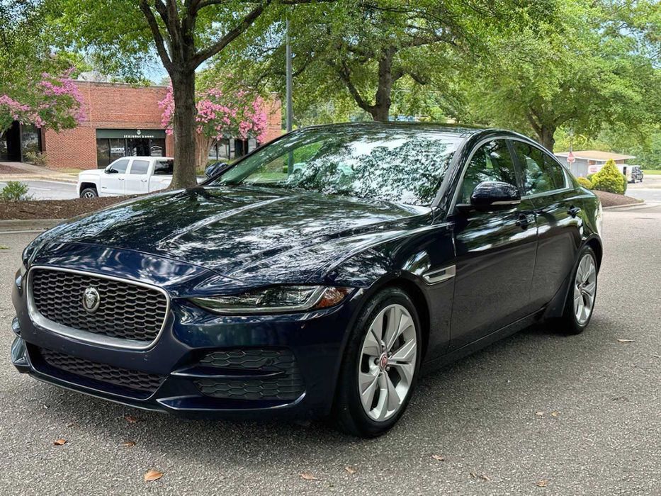 Jaguar XE P250 S      2020