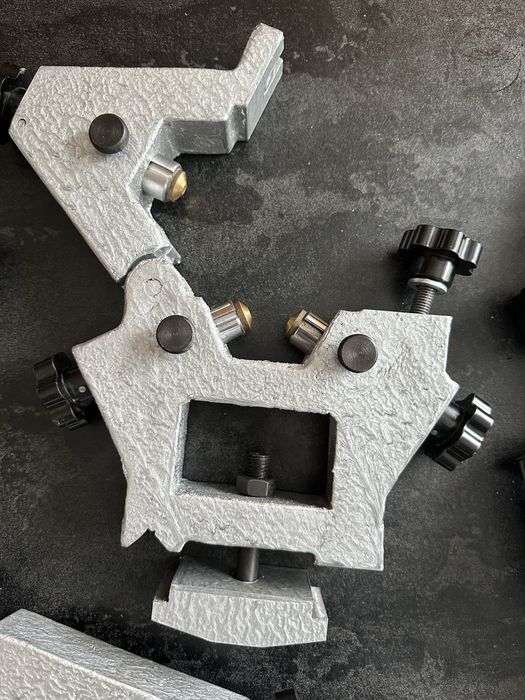 Люнет на токарний станок ИЖ 250 1И611П рухомий,нерухомий,1м63 ДИП300